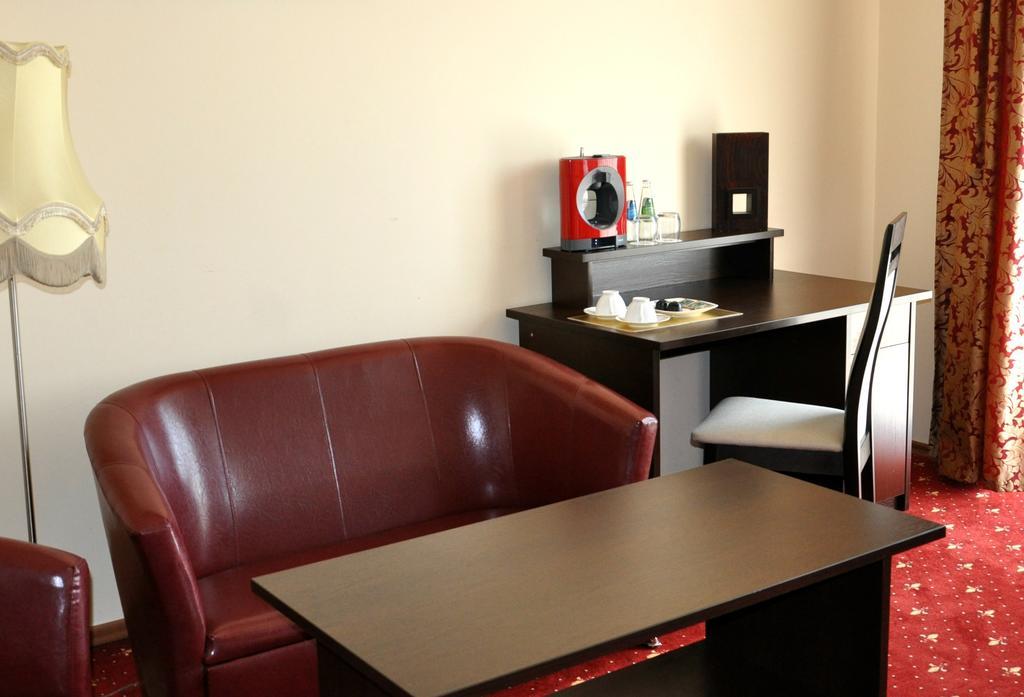 Hotel Korona 3*
